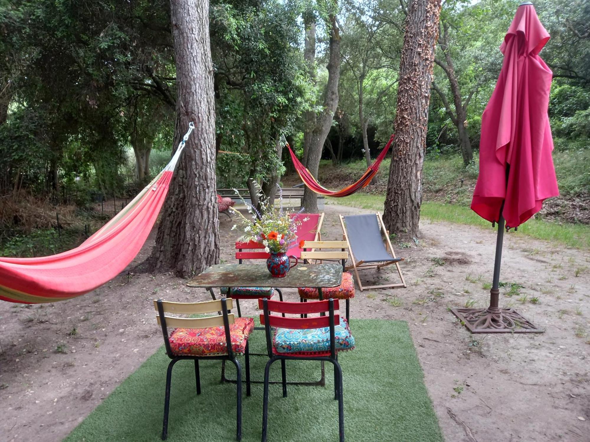 La Roulotte Du Petit Paradis Saint-Rémy-de-Provence Zewnętrze zdjęcie